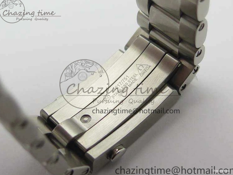 0227 Planet Ocean Master Chrono SS OM 1:1 Best Edition Gray Dial On SS Bracelet A9900 V Efficient 8116